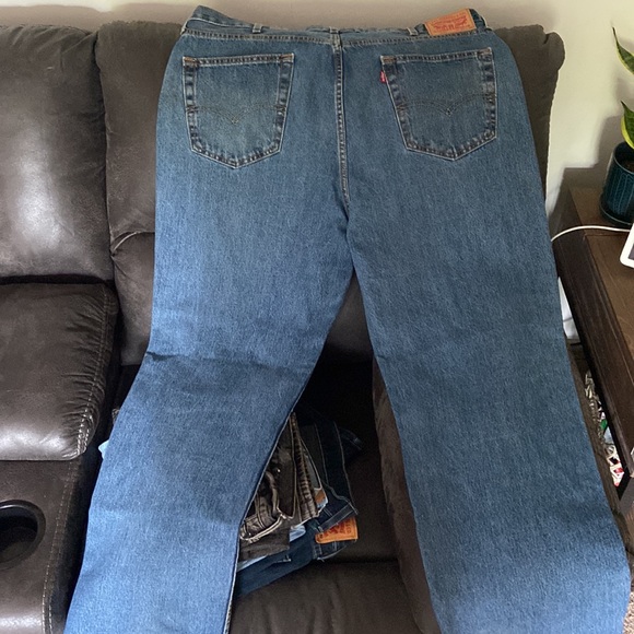 Men's Levi jean's size 42/34 - Picture 2 of 2